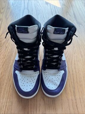 Nike Air Jordan 1 Retro High Top OG Court Purple 2.0. Men’s size 10.